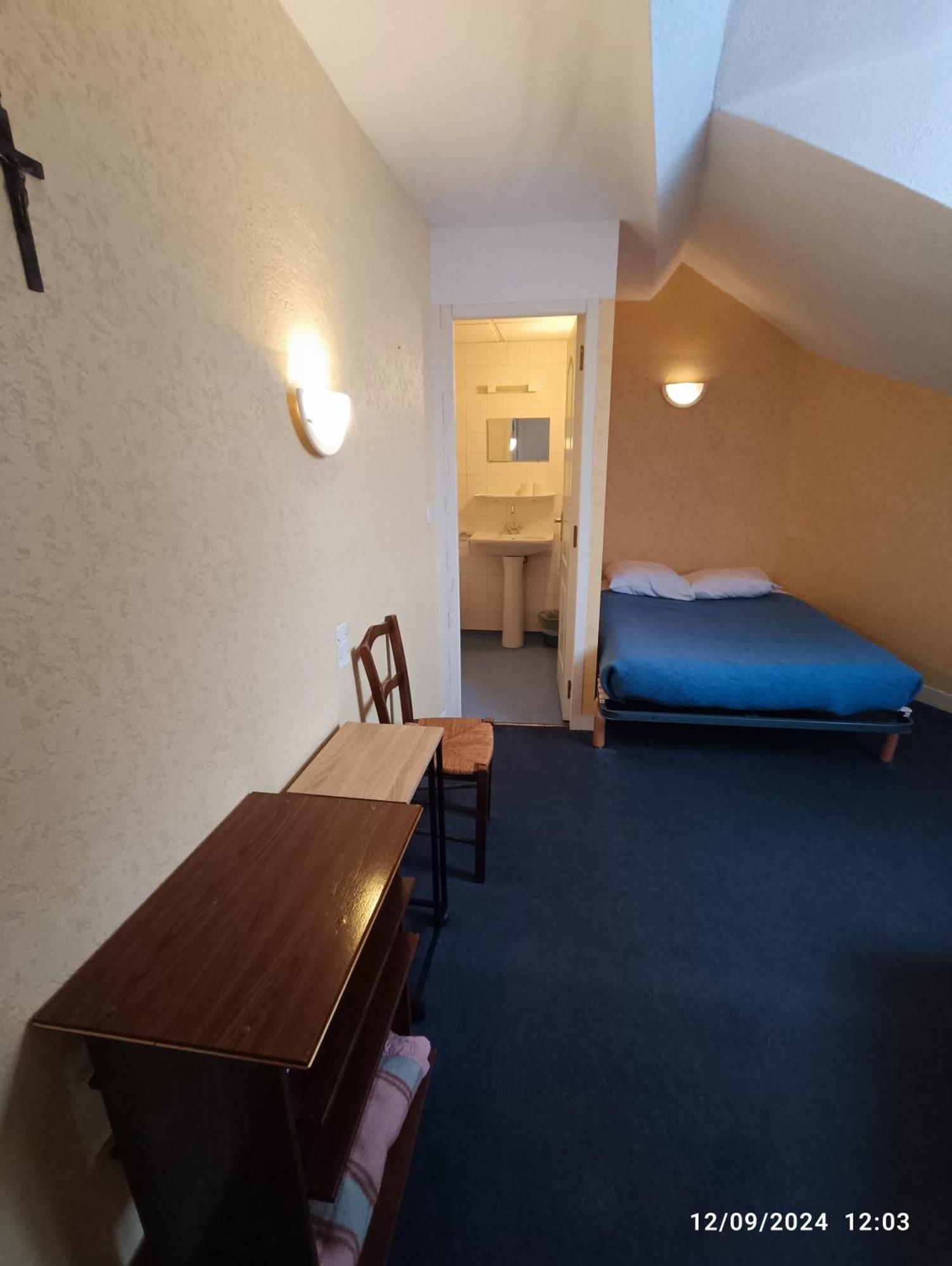 Chambre Chez Marie Et Didier 1 Minute A Pied Du Sanctuaire De Lourdes Eksteriør bilde